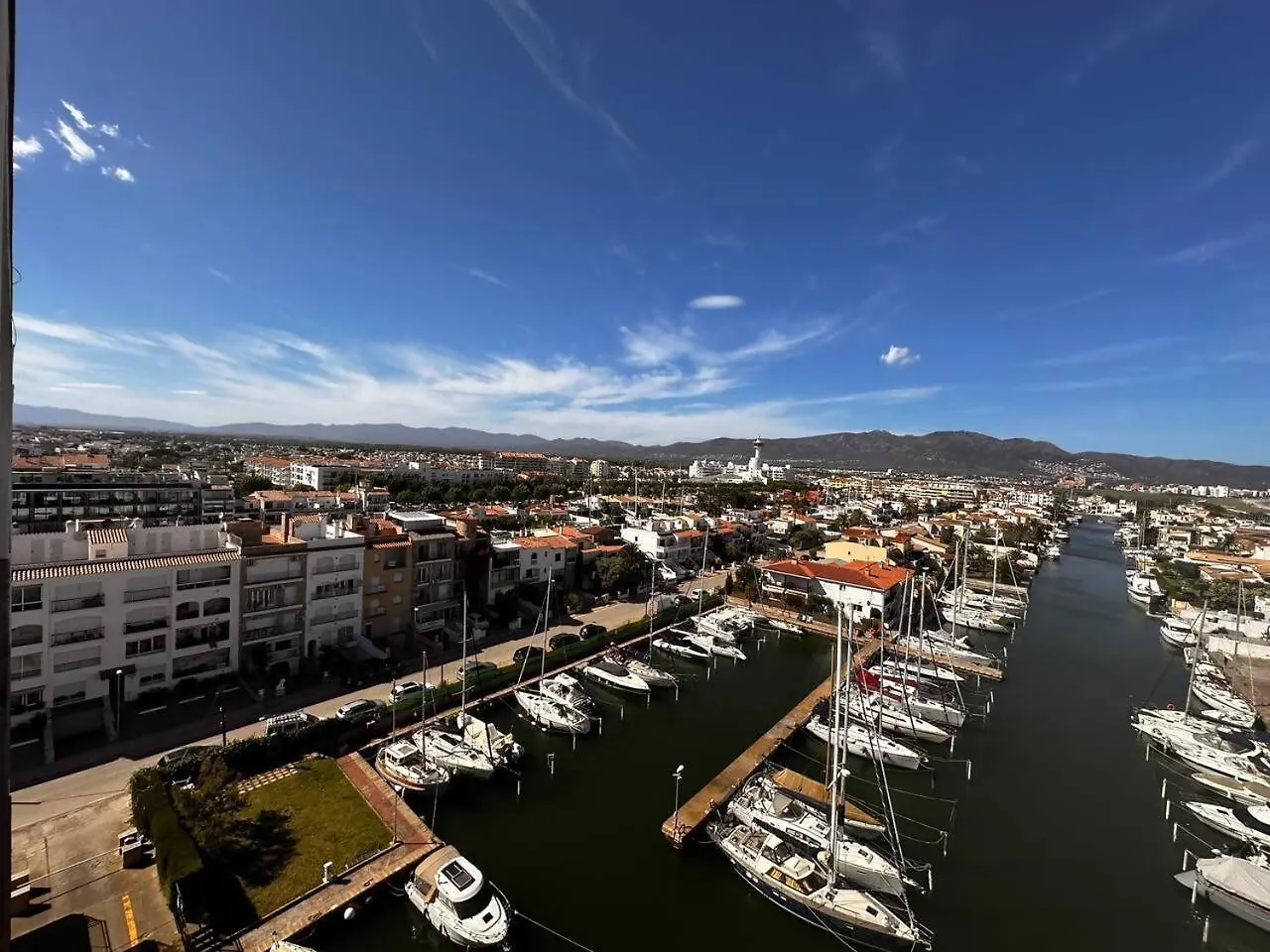 شقة Awaydays Atico Vista Mar Con Wifi إمبوريابرافا 0*,  إسبانيا