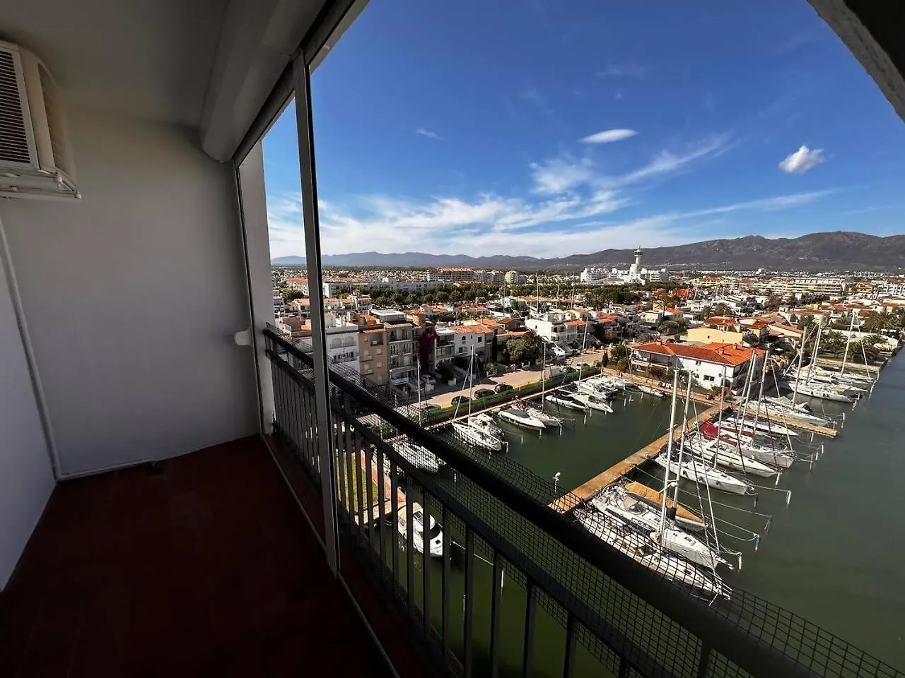 شقة Awaydays Atico Vista Mar Con Wifi إمبوريابرافا
