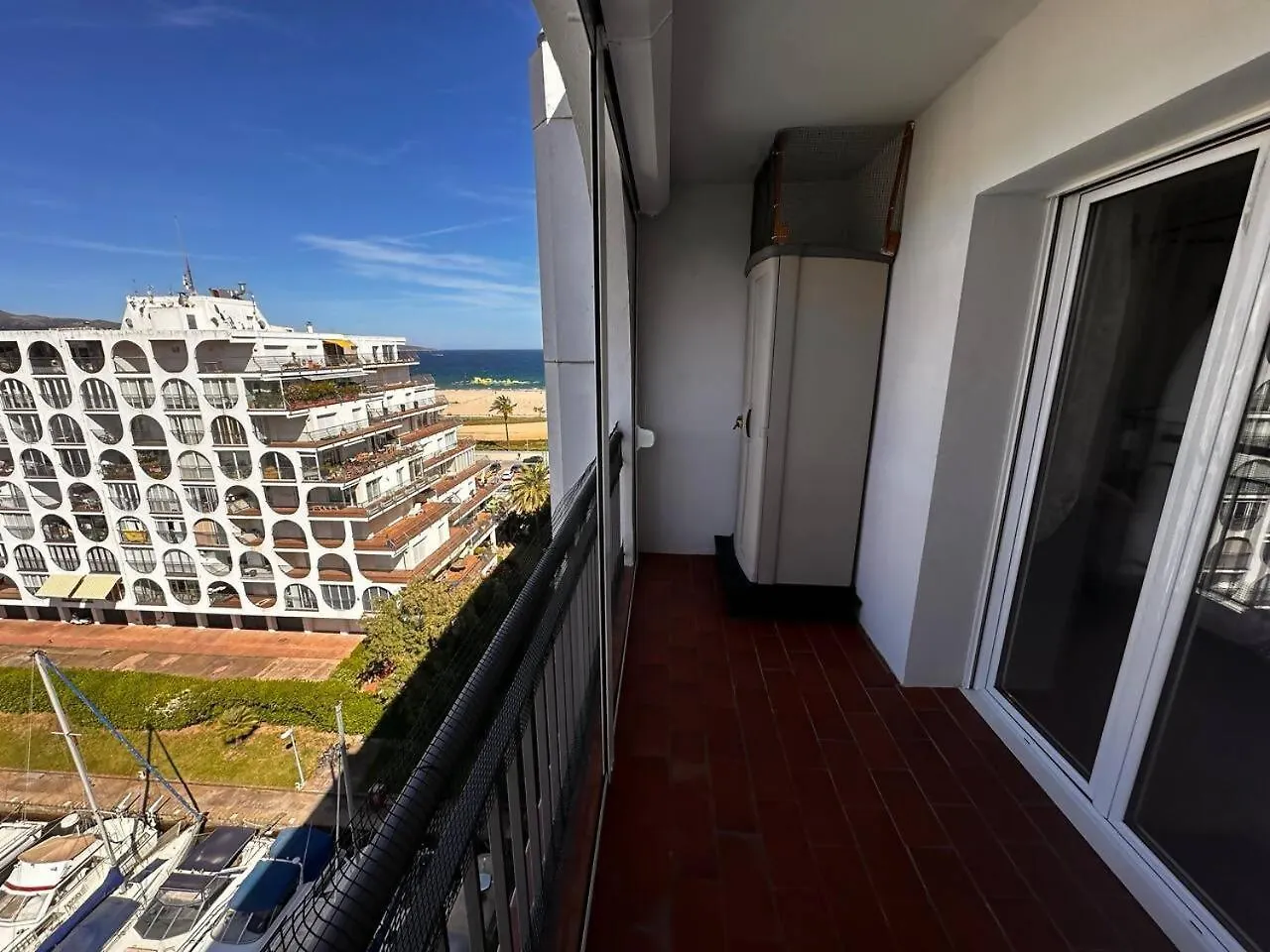 Awaydays Atico Vista Mar Con Wifi Apartamento Empuriabrava